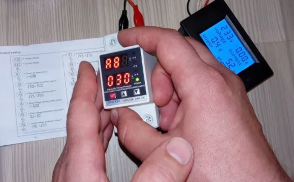 модульні реле контролю електроенергії